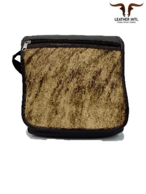 Bolso manos libres con pelaje color café entre otros para caballero